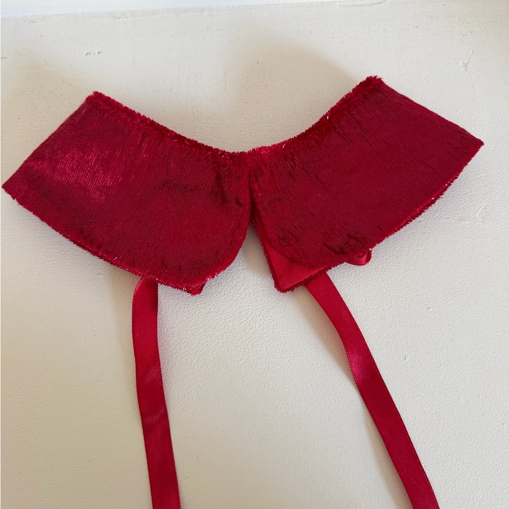 3 Statement Collars - image 6